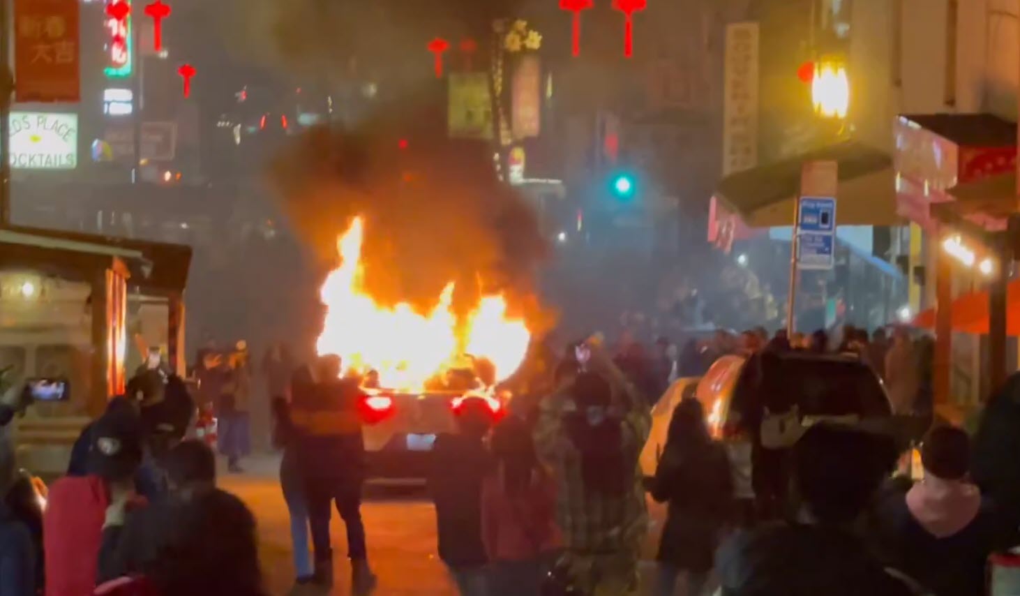 Crowd Sets Waymo Self Driving Car Ablaze In San Francisco Drive Tesla