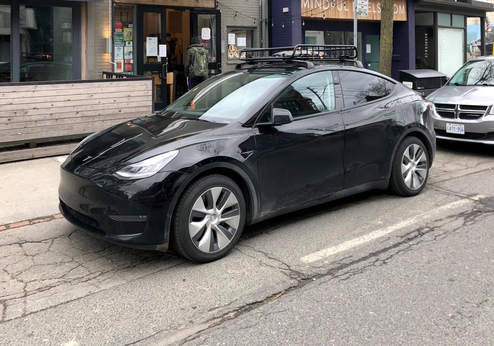 Another Tesla Model Y spotted in Ontario with roof rack and cargo