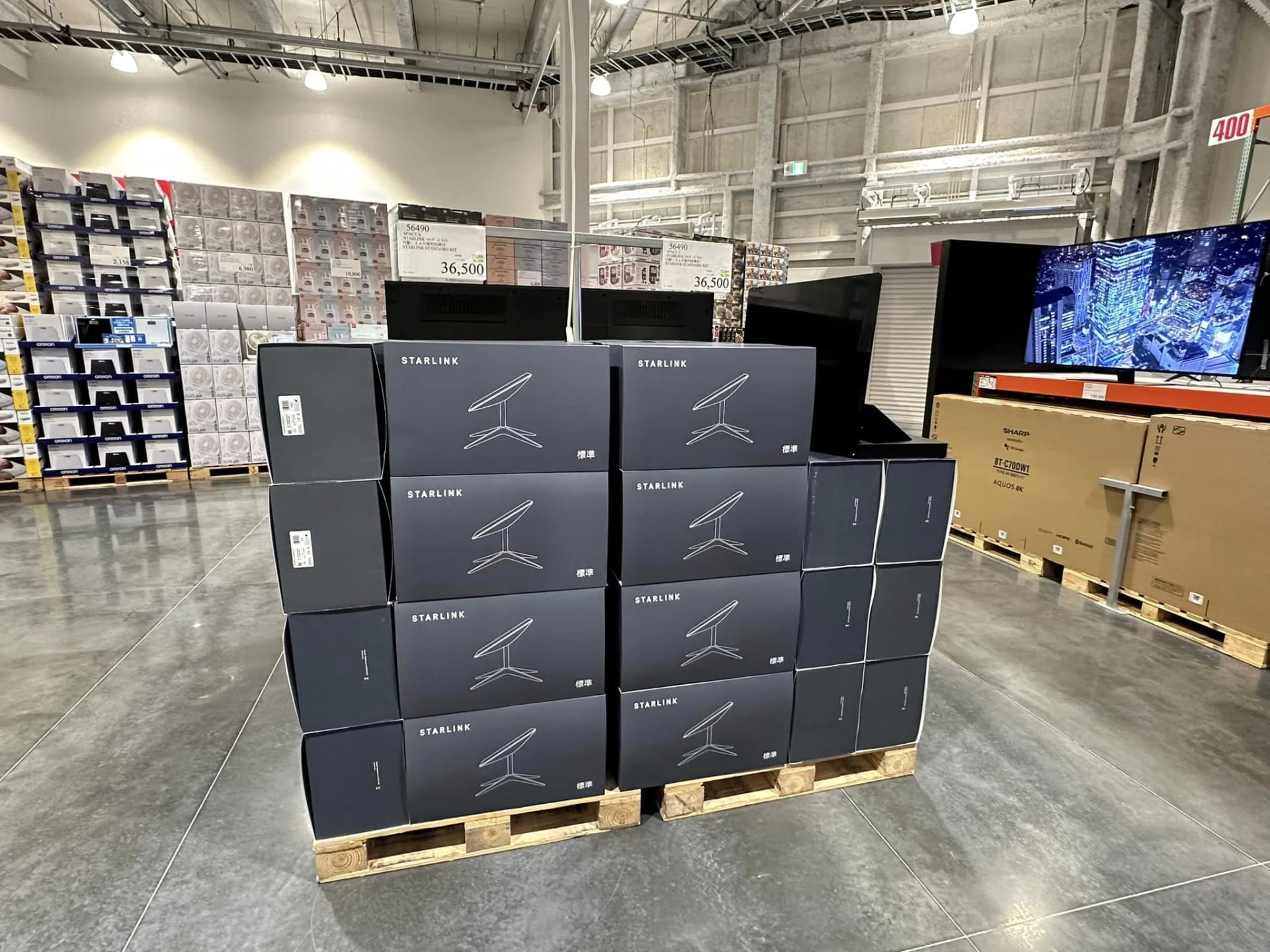 SpaceX starts selling Starlink kits at Costco in Japan - Drive Tesla