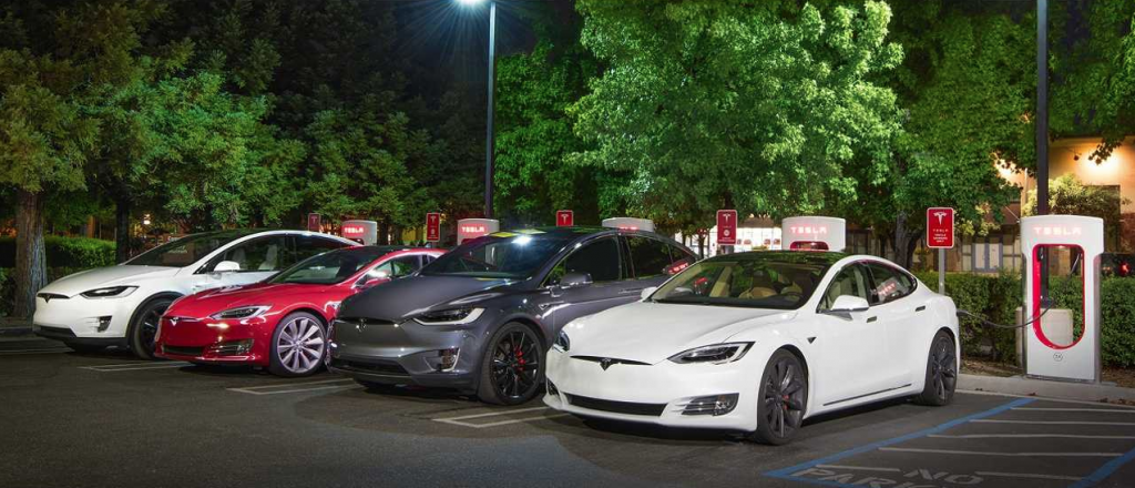 Busy Tesla Supercharger