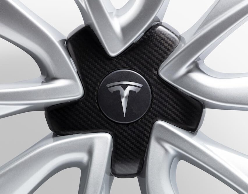 Carbon Fibre center cap Tesla