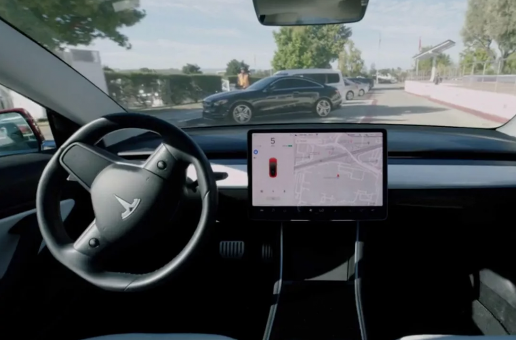 Tesla Smart Summon