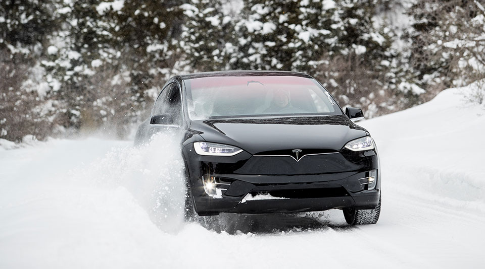 Tesla model x deals snow