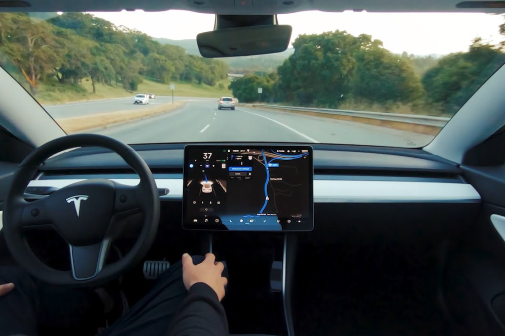 Tesla self driving
