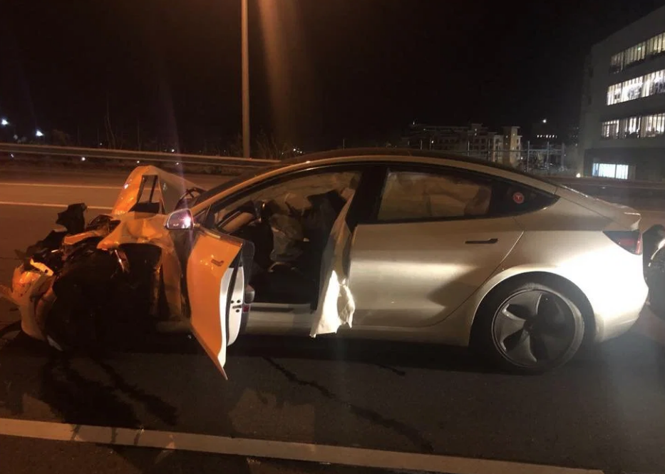 CT Model 3 accident