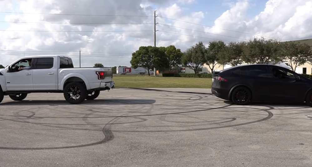 Ford vs Tesla
