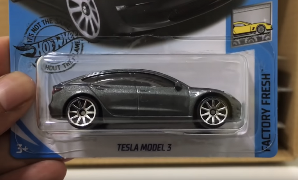 hot wheels tesla model 3 black