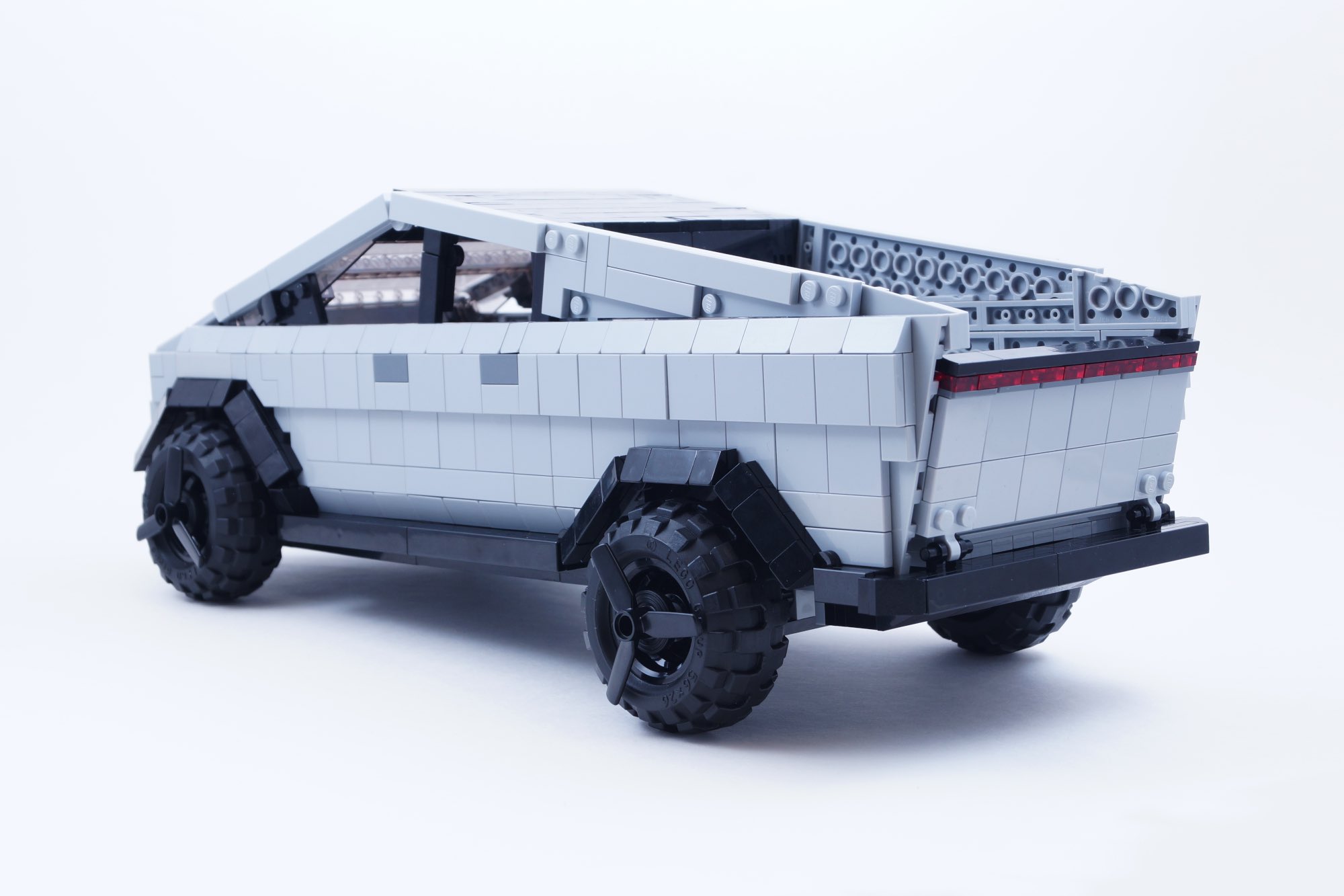 Lego Cybertruck BrickinNick