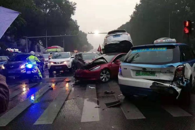 Tesla Model 3 roof crash