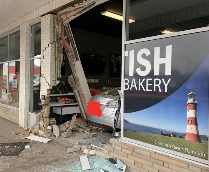 Tesla crashes into British Pride Bakery in Burlington