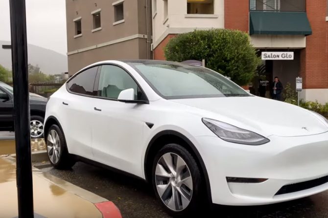White Model Y California 4