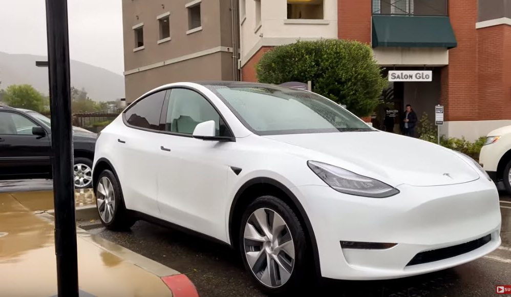 White Model Y California 4