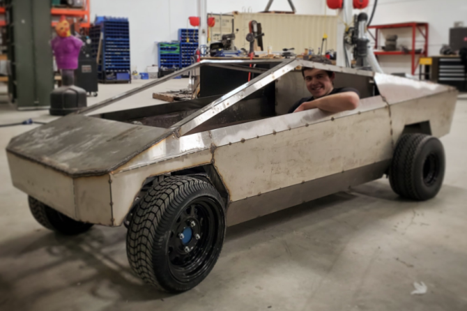 theHacksmith mini Cybertruck