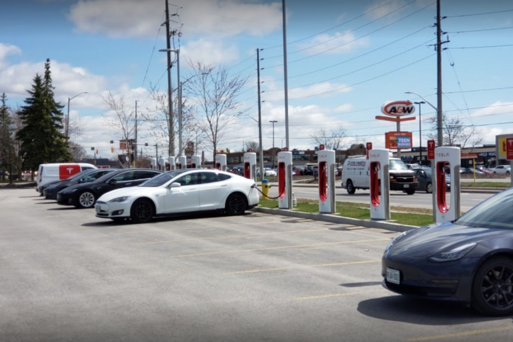 Belleville Tesla Supercharger