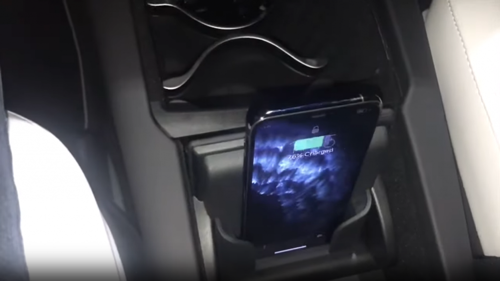 Jeda Wireless Charging Pad for Tesla Model 3 [Review and Coupon Code