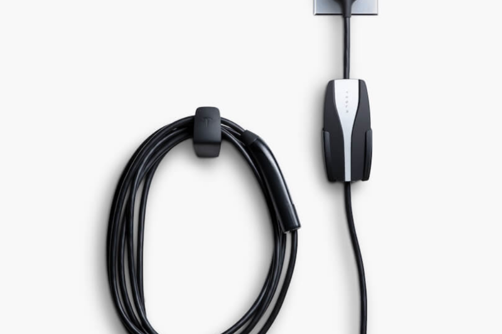 Tesla Mobile Connector organizer