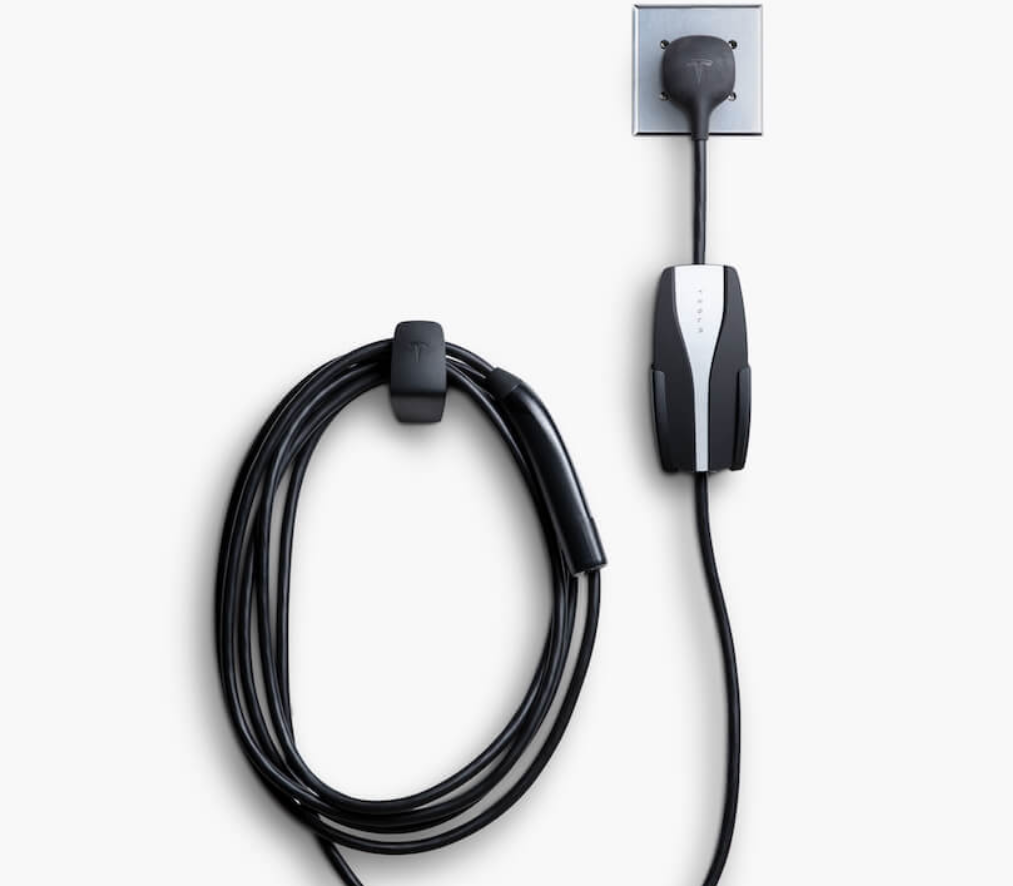 Tesla issuing 200 promo codes instead of providing Mobile Connectors