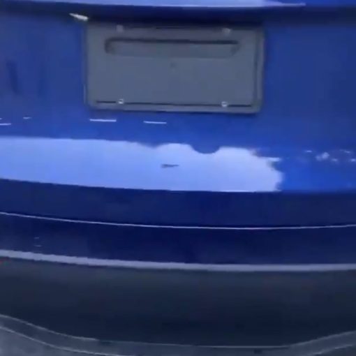 Model Y power liftgate