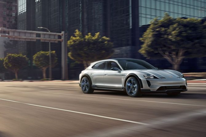 Porsche-Mission-E-Cross-Turismo-concept-121