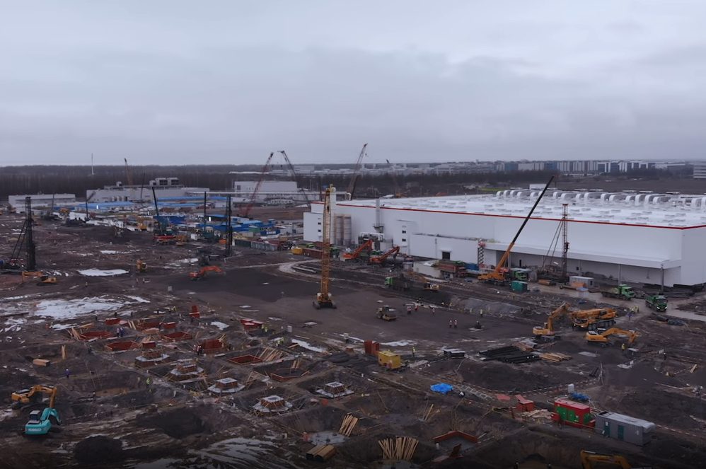 Tesla Giga Shanghai construction update