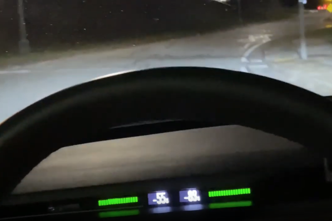Tesla Model 3 HUD