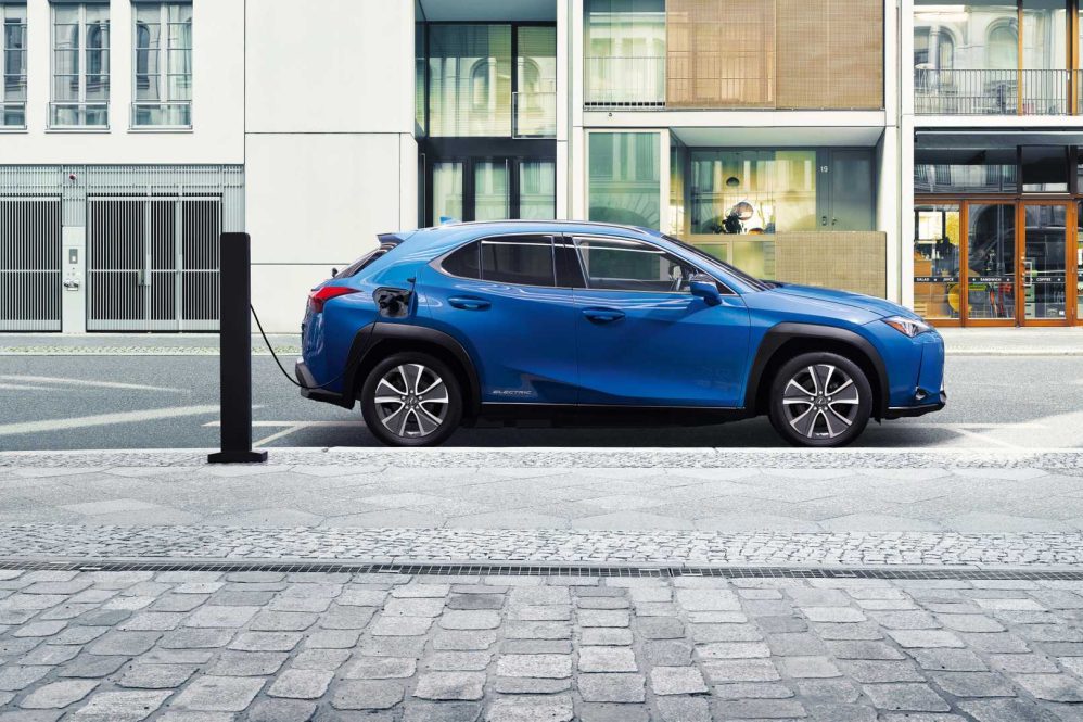 Lexus UX 300e
