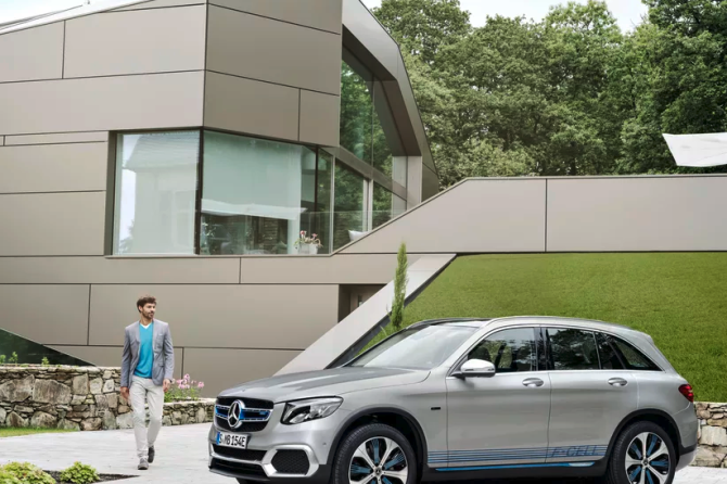Mercedes Benz GLC F-Cell