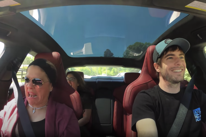 Porsche Taycan acceleration reaction