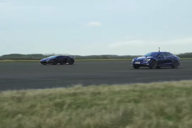 Tesla Model S vs Lamborghini Aventador