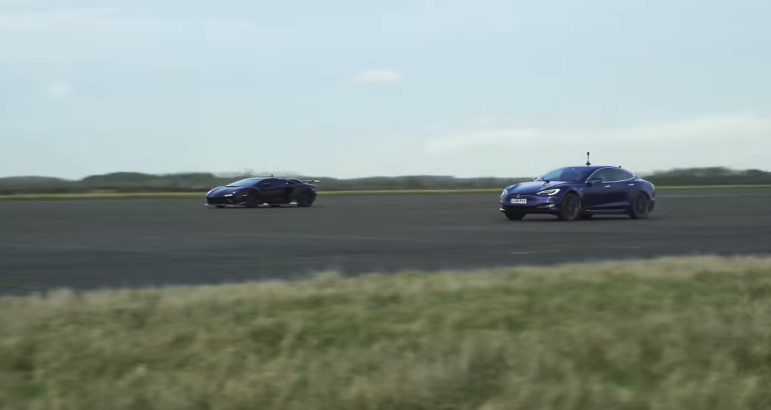 Tesla Model S vs Lamborghini Aventador