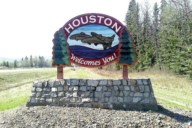 Houston British Columbia welcome sign