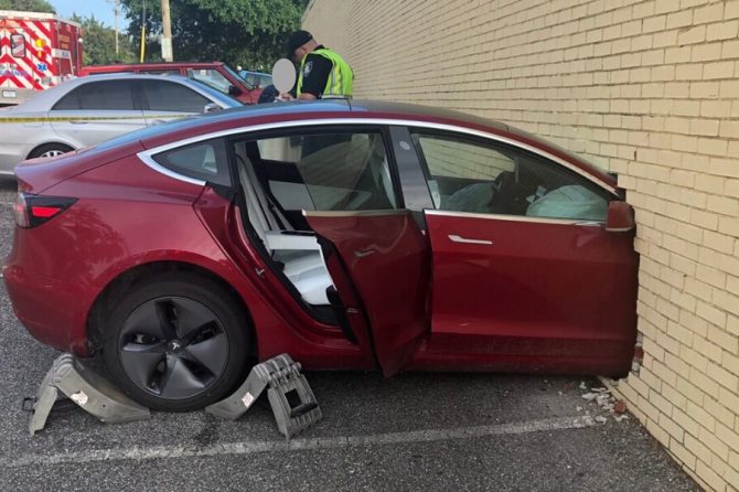 Tesla Model 3 into brick wall