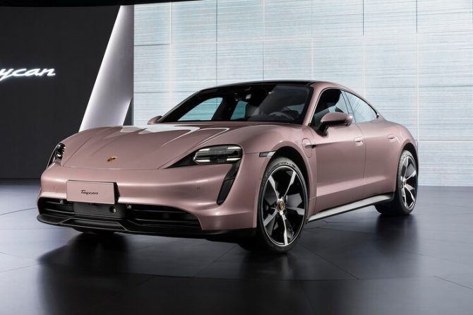 Porsche-Taycan-3