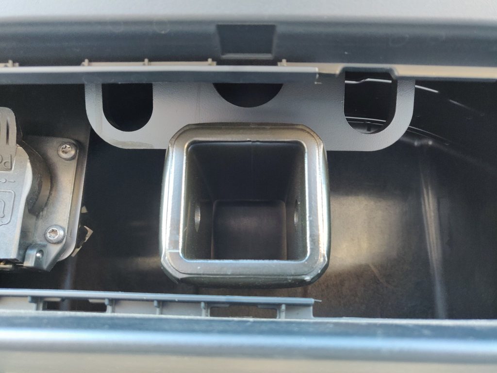 Detailed look at the new Tesla Model Y factoryinstalled tow hitch
