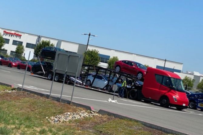 Tesla Semi delivering Tesla vehicles