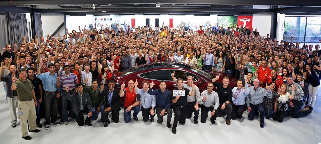 2012-06-01-tesla-headquarters-group-photo-s1
