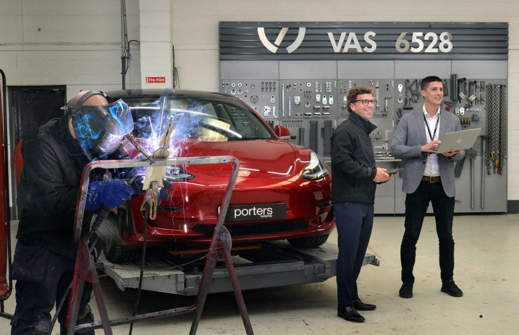 Tesla Porters delivery