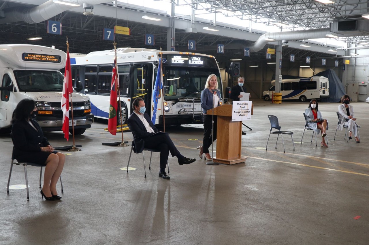 Oakville electric buses