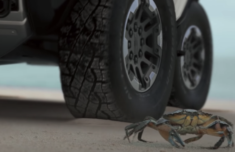 GM Hummer EV Crab Mode
