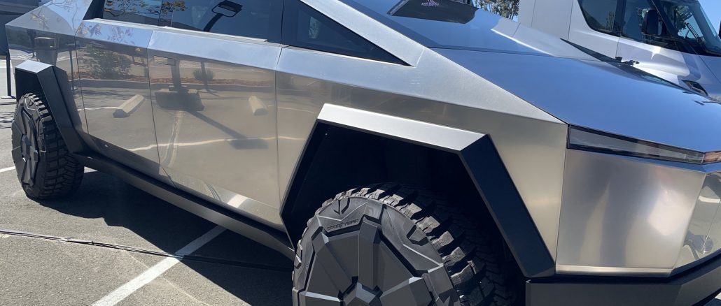Tesla Cybertruck SV