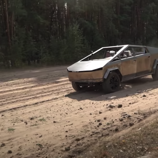 Tesla Cybertruck replica