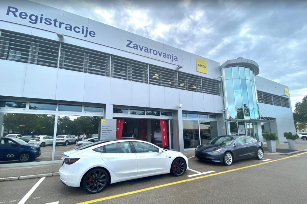 Tesla Slovenia
