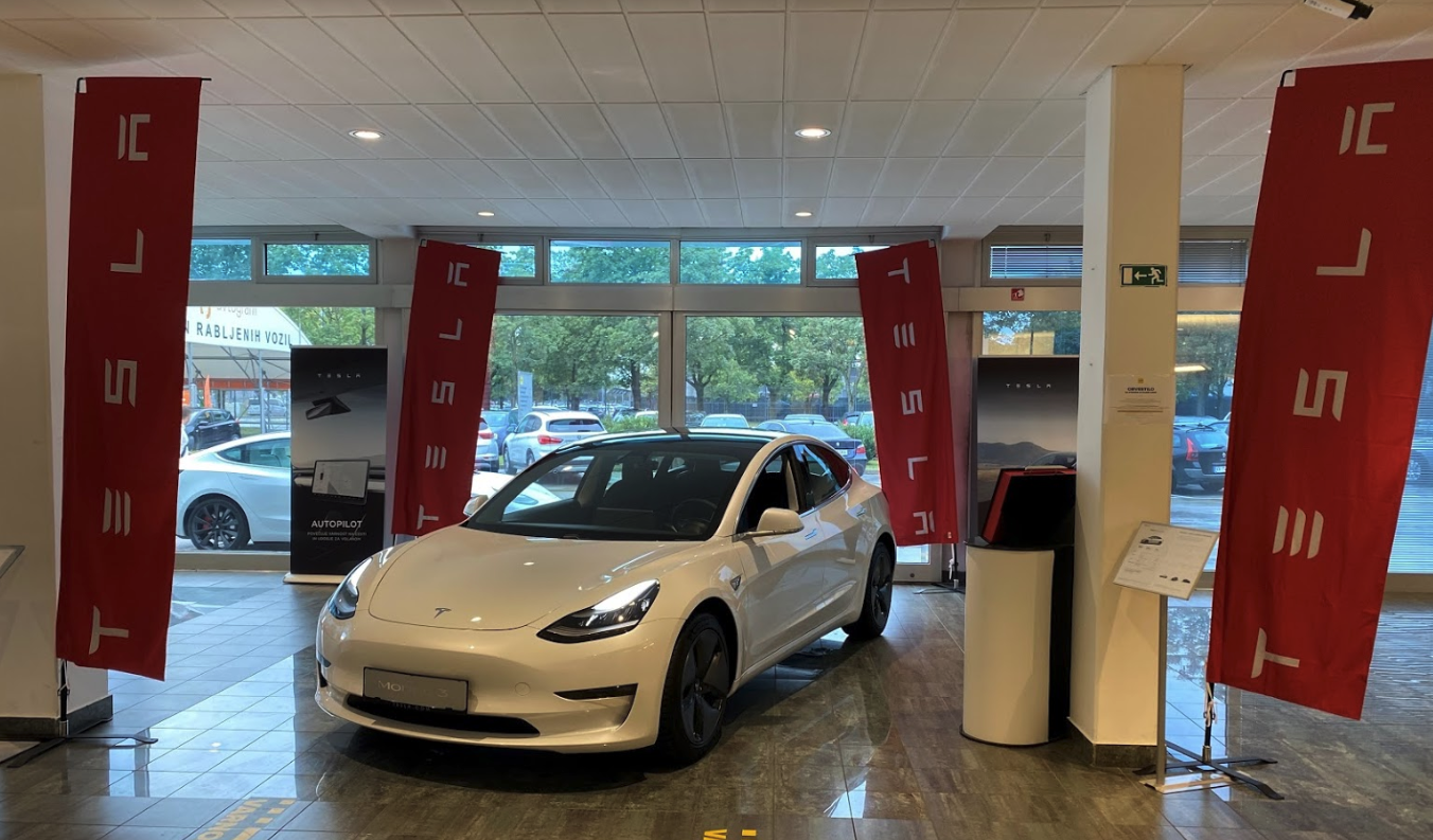 Tesla Slovenia