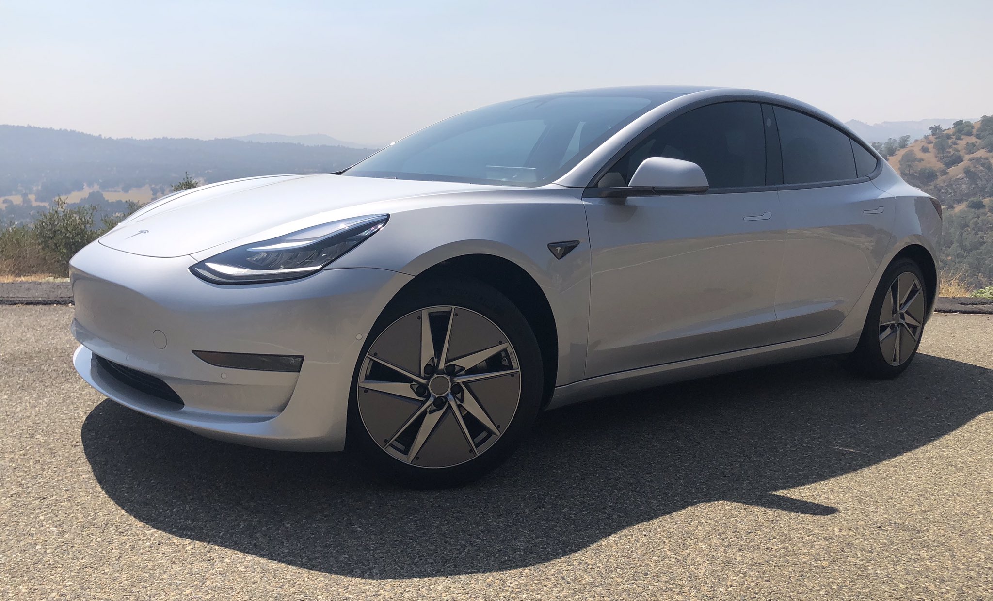 Fast EV01 Tesla Model 3