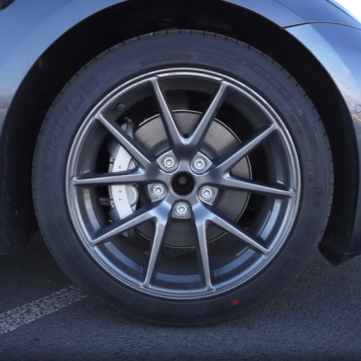 New naked Tesla Model 3 aeros