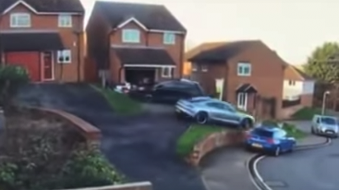 Porsche Taycan parking fail Porsche Taycan parking fail