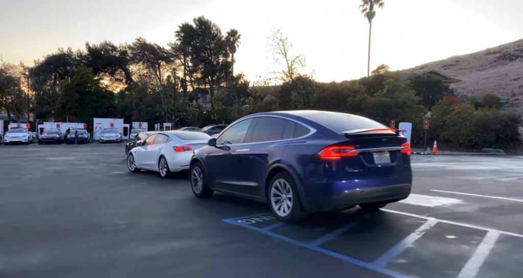 Tesla Supercharger lineup