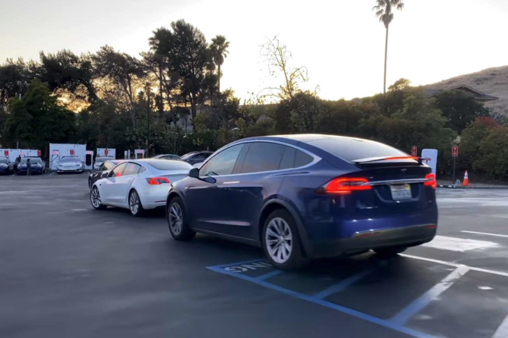 Tesla Supercharger lineup