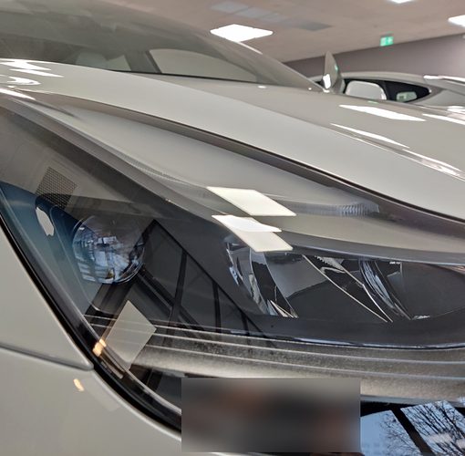 Vienna Model 3 headlights