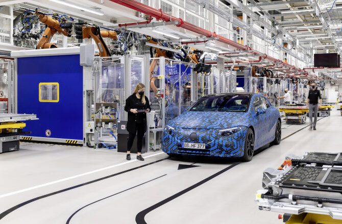 Mercedes EQS production